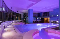 The Preluna Hotel - Pool