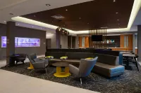 SpringHill Suites Elizabethtown - parking