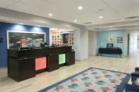 Hampton Inn & Suites Ankeny - parking