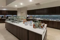 SpringHill Suites Minneapolis Maple Grove/Arbor Lakes - Breakfast