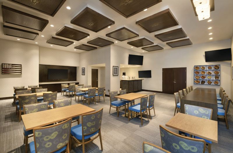 Hampton Inn & Suites Washington D.C./Navy Yard Area photo 5