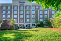 Fairfield Inn & Suites Winston-Salem Downtown - Parking