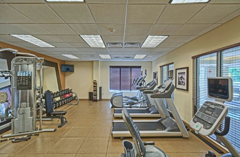 Hilton Garden Inn Mt. Laurel photo 2