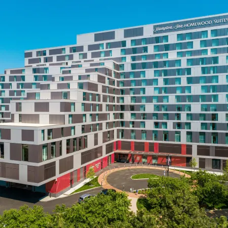 Hampton Inn by Hilton Boston Seaport District