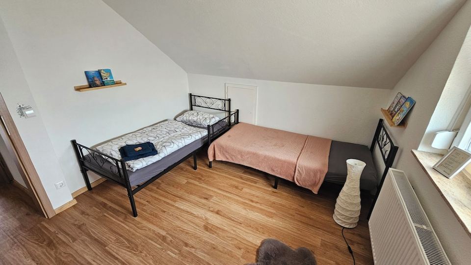 Quiet vacation apartment near the lake