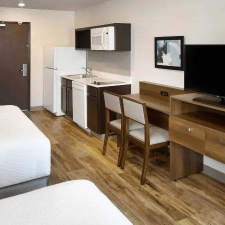Woodspring Suites Houston IAH Airport