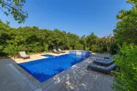 guesthouse by west - de charme