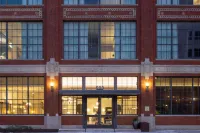 Fordson Hotel, in the Unbound Collection by Hyatt - bar