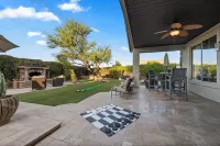 Private Resort Retreat - Pool, Hot Tub, Sauna & Games - Boutique