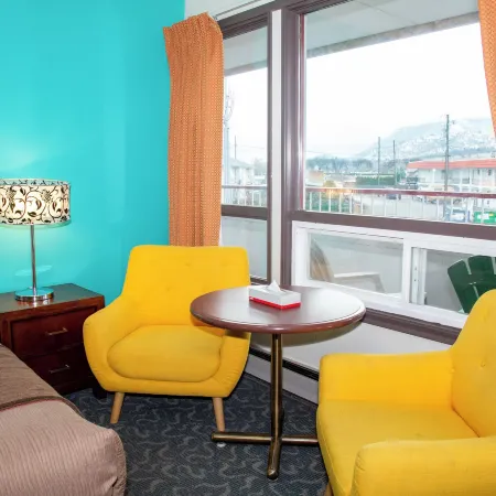 Bowmont Motel