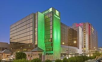 Holiday Inn Kuwait Al Thuraya City