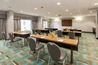 Hampton Inn Columbia-I-26/Harbison Blvd. (Mall Area) - Business