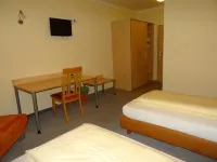 Pension Alram Hof