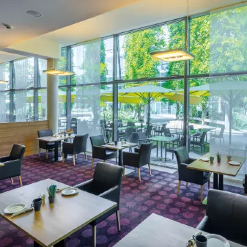 Seminaris CampusHotel Berlin Отели рядом с достопримечательностью «Станция метро Thielplatz»