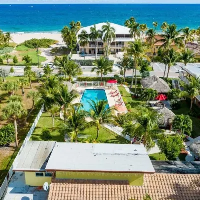 Oceans Beach Resort & Suites Hotels near Pompano Pier