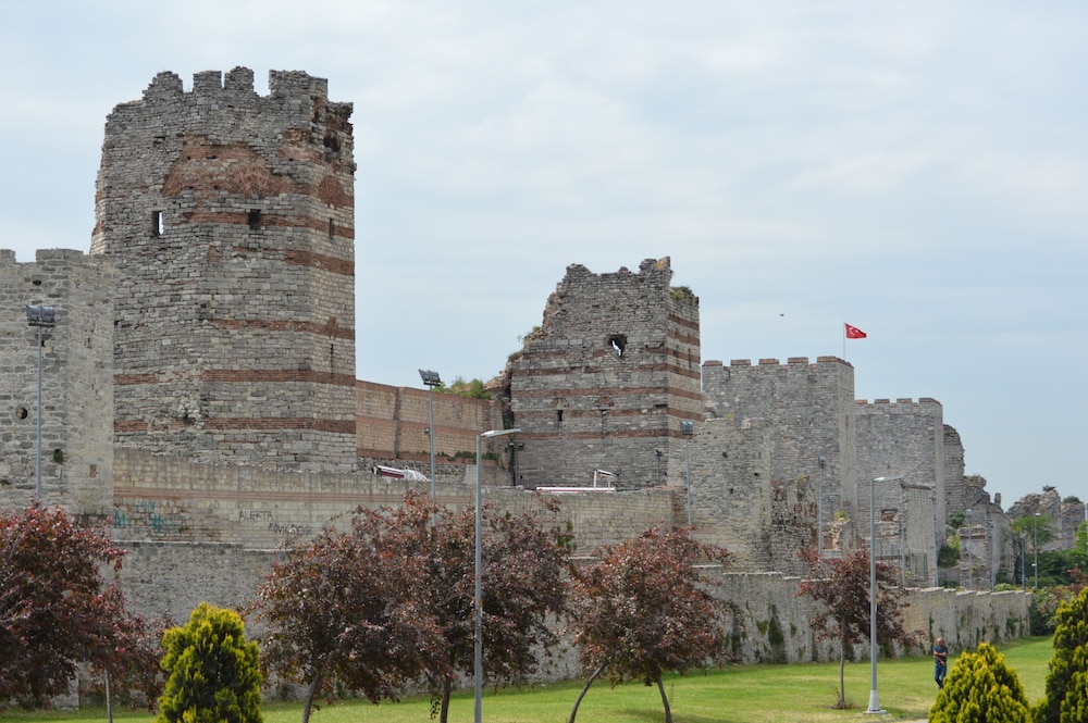 Golden Gate Hotel Topkapı