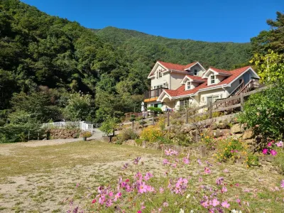 Hadong Forest Garden Pension Hotels near Jirisan National Park