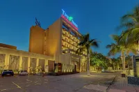 郡納加迪費恩里奧度假村及俱樂部 Junagadh Agricultural University （JAU）附近的飯店
