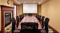 Holiday Inn Express & Suites Wadsworth