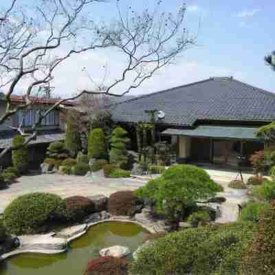 桃山旅館 Hotel Exterior