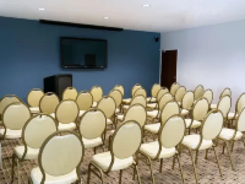 Microtel Inn & Suites by Wyndham Michigan City Hotels in Coolspring Township