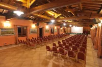 Hotel Lago Verde Hotels in Momigno