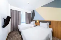 Holiday Inn Express Jakarta Menteng - Cheap