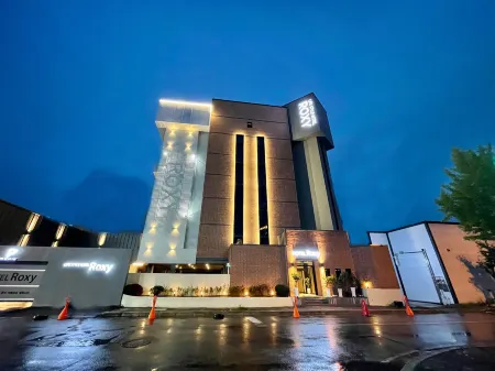 Cheongju Hotel Roxy Отели рядом с достопримечательностью «Университет Чхонджу»