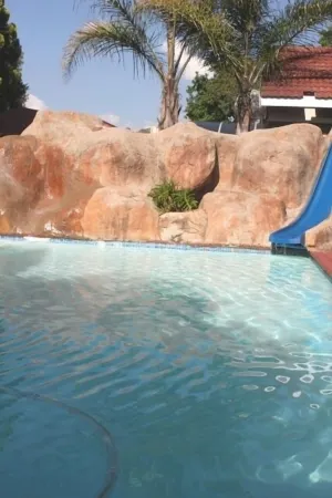 Rosenthal Guesthouse Отели рядом с достопримечательностью «Twenty Three on Riverside»