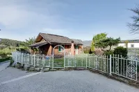 Wanju Moak Pension