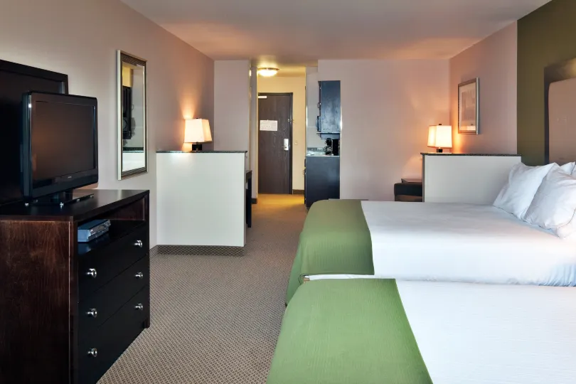 Holiday Inn Express & Suites Dewitt (Syracuse)