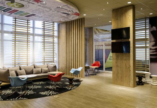 1. 이비스 마나우스..