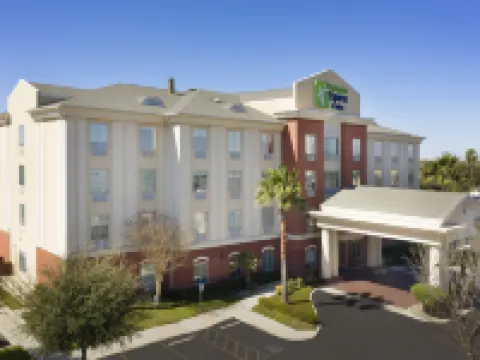 Holiday Inn Express & Suites UVALDE by IHG Hotels in Uvalde