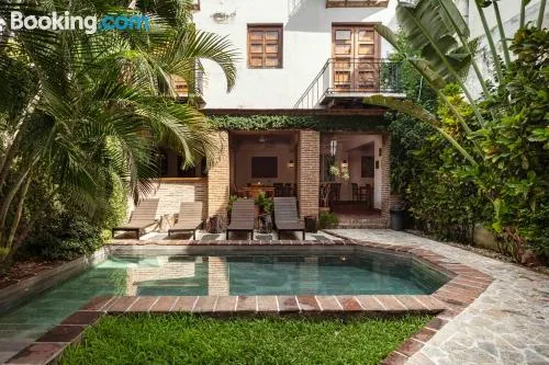 克羅尼爾別墅酒店