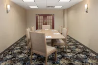 Holiday Inn Express & Suites DAYTON WEST - BROOKVILLE by IHG - Parkering