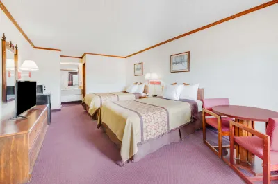 Days Inn by Wyndham Monett Hotels in Monett