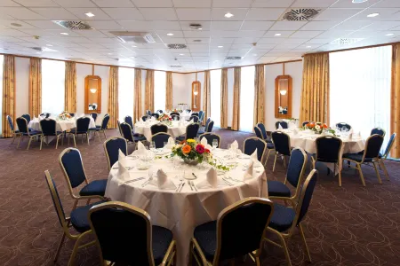 Achat Hotel Neustadt an der Weinstraße Отели в г. Нойштадт