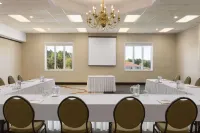 Days Inn by Wyndham Bridgewater Conference Center Hotels in Lunenburg