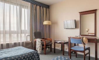 Cosmos Hotel