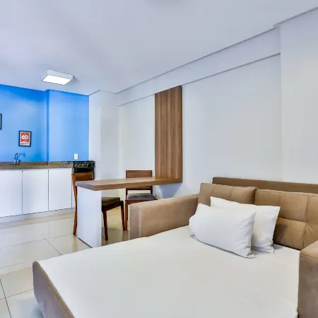 Golden Tulip Goiania Address Отели рядом с достопримечательностью «Торговый центр Mega Moda»