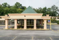 Rodeway Inn University Hotels in Newark
