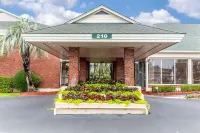 Quality Inn & Suites Hotels in Georgetown