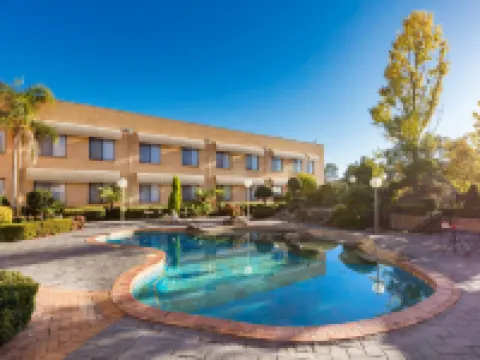 โรงแรมการ์เด้น ซิตี้ - บีดับเบิลยู ซิกเนเจอร์ คอลเลกชัน โรงแรมในแคนเบอร์รา