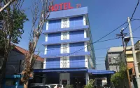 HOTEL 21 PURWODADI Katong 호텔