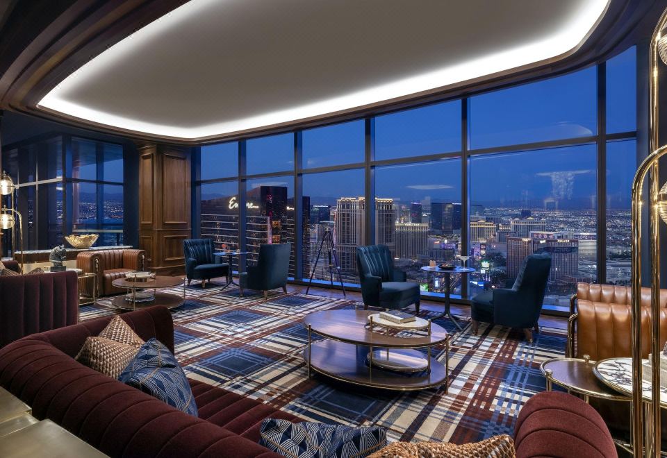 4. 콘래드 라스베이..