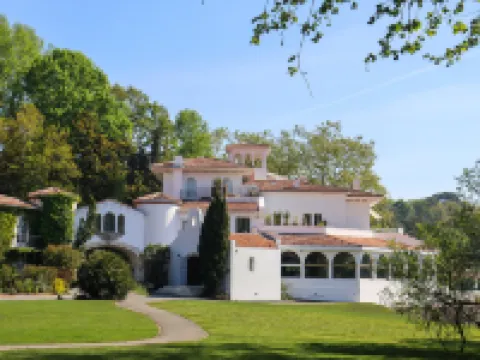 Brindos, Lac & Château - Relais & Châteaux - Anglet Biarritz Hotels in Anglet