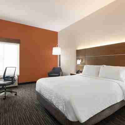 Holiday Inn Express Vero Beach-West (I-95) by IHG Rooms