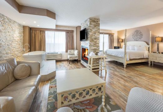 7. 햄프턴 인 시드..