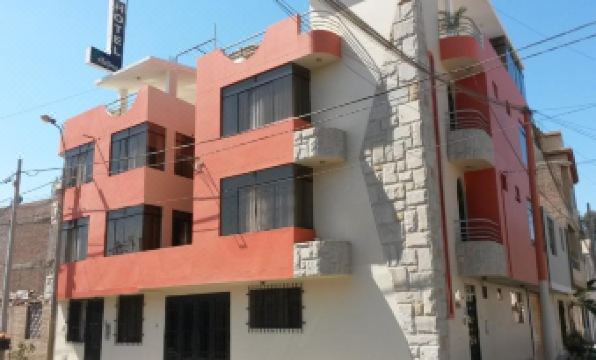 Hotel Kallma - Housity