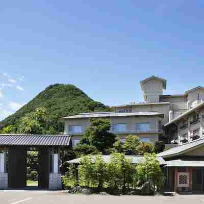 岩室温泉 自家源泉の宿 富士屋 Hotel Exterior